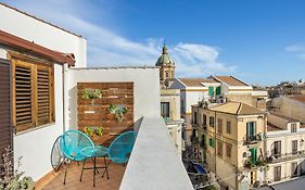 Suk Ballaro House
